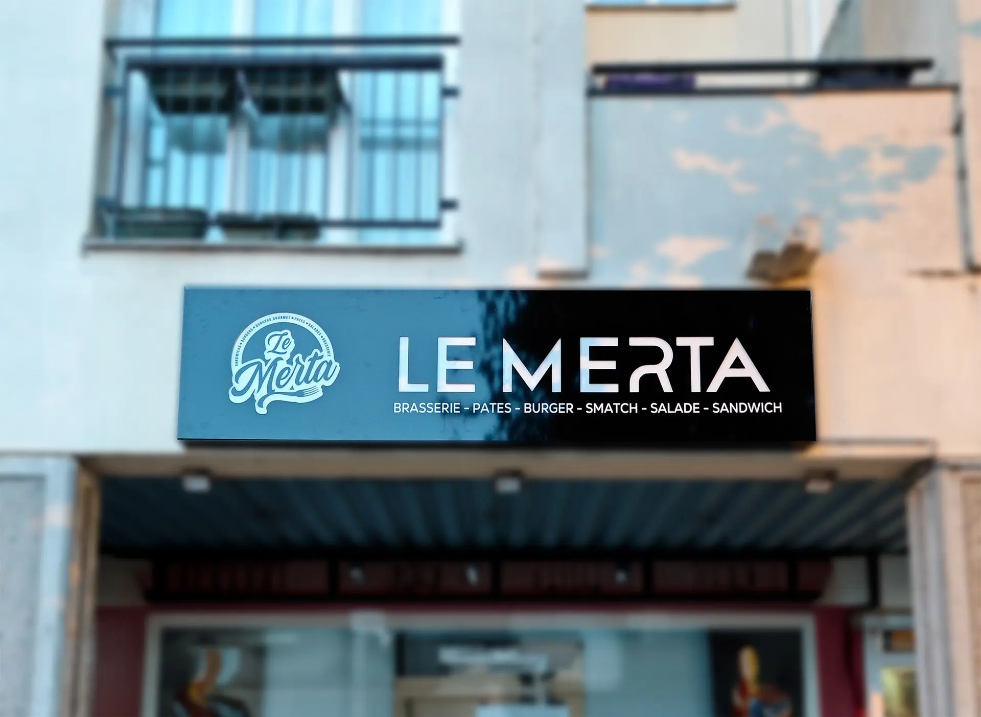 enseigne le merta