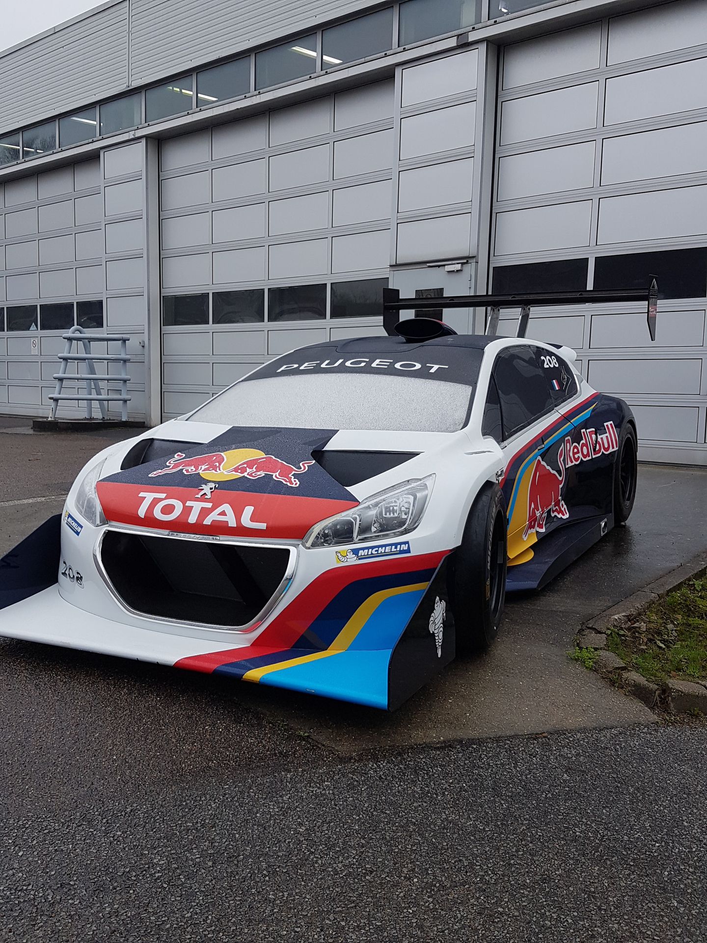 semi-covering déco peugeot 208 rallye