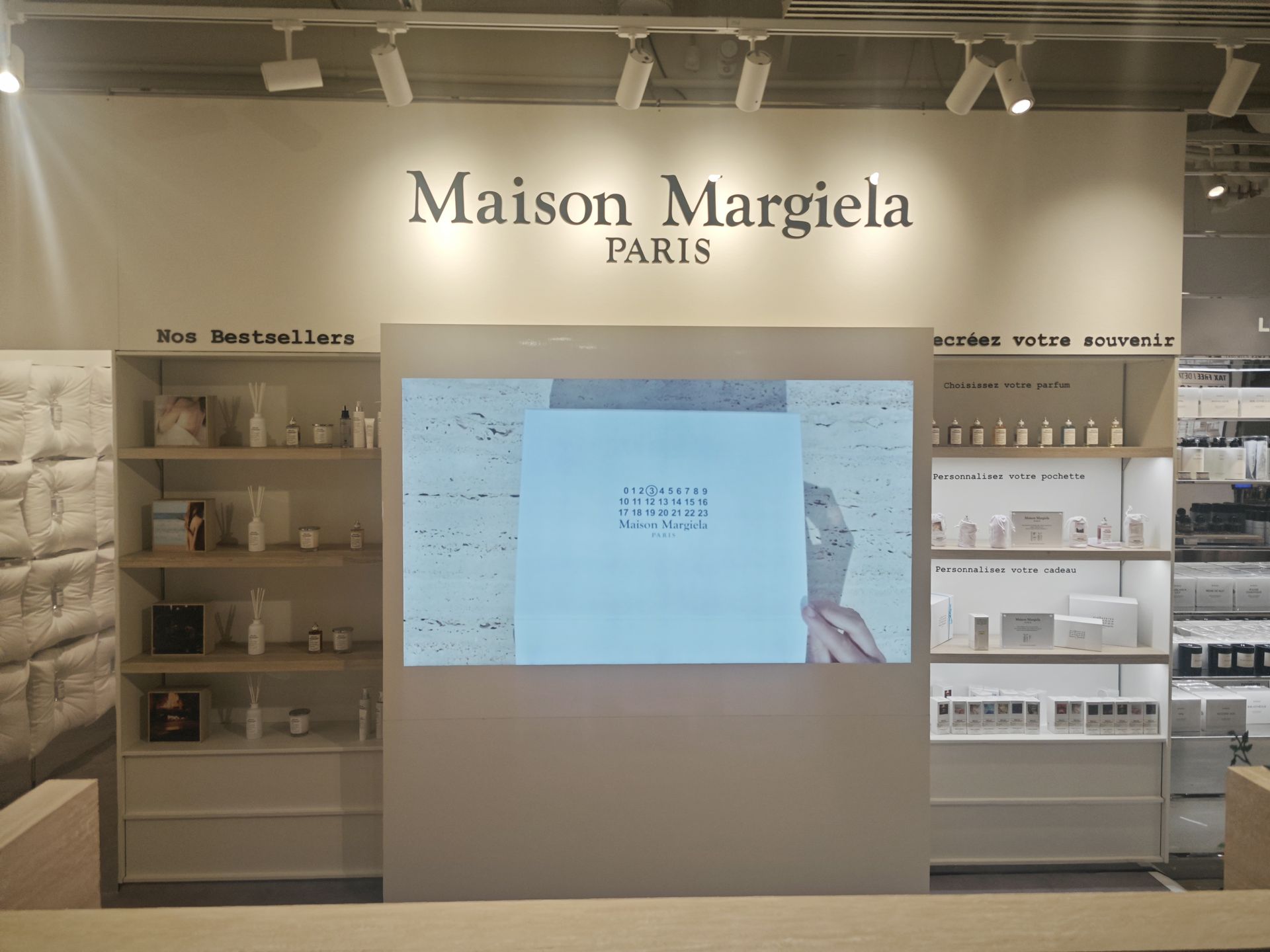 Stand Maison Margiela 